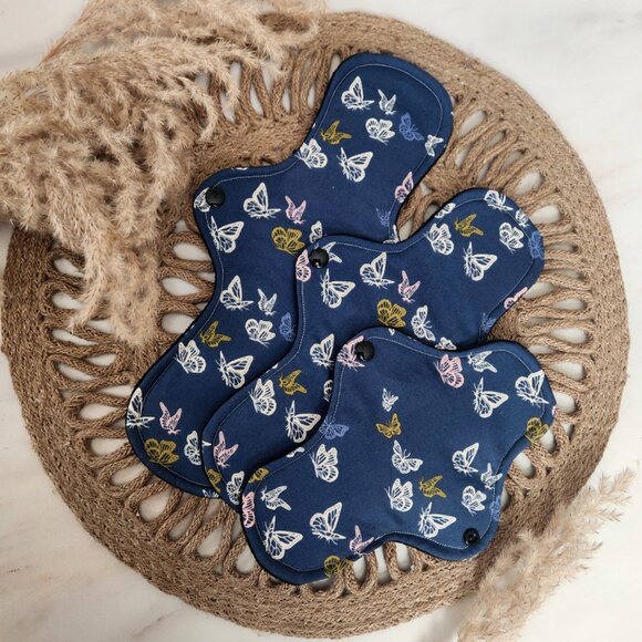 Reusable Menstrual Pads, Regular Size, 100% Organic Cotton Fabric, Perfume Free - Picture 1 of 6